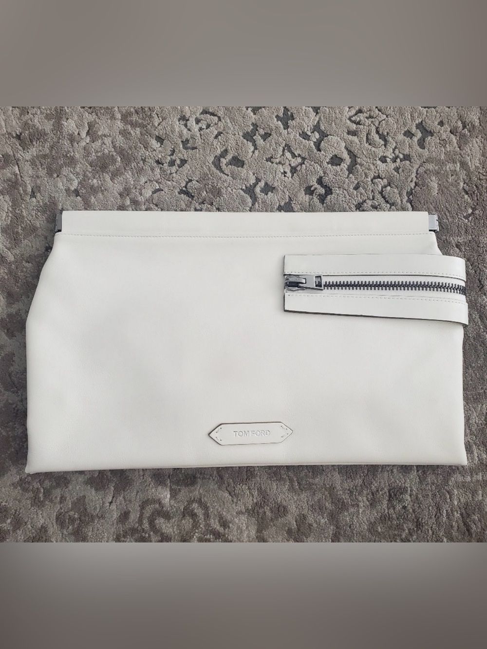 Tom Ford Leather Flat Zip Clutch in Chalk - Picture 6 of 10